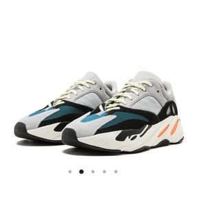 Yezzy Boost 700